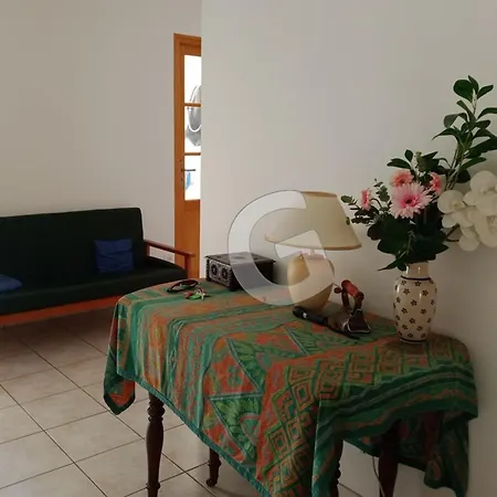 Maison A Avec Piscine Chauffee, Proche - Fr-1-194-364