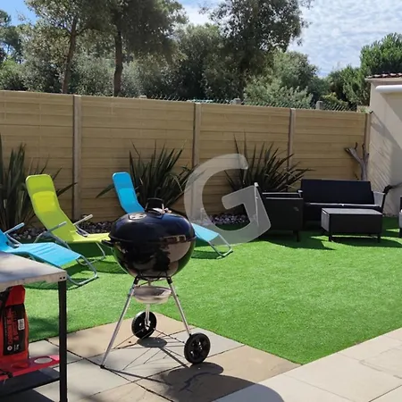 Maison A Avec Piscine Chauffee, Proche - Fr-1-194-364 بيت للعطل