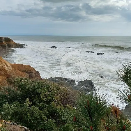 Maison A Avec Piscine Chauffee, Proche - Fr-1-194-364